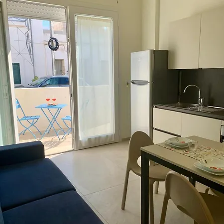 Azzurro Mare Apartment *