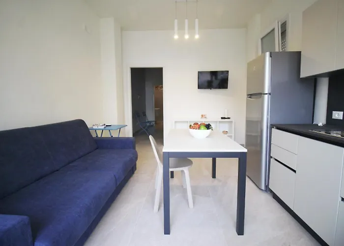 Azzurro Mare 3* Torre Mozza